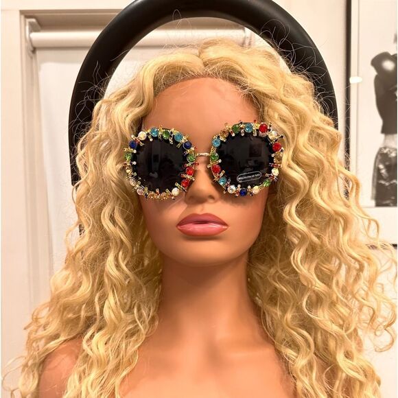 AKIRA Accessories - NWOT AKIRA MULTI COLOR ROUND RHINESTONE SUNGLASSES